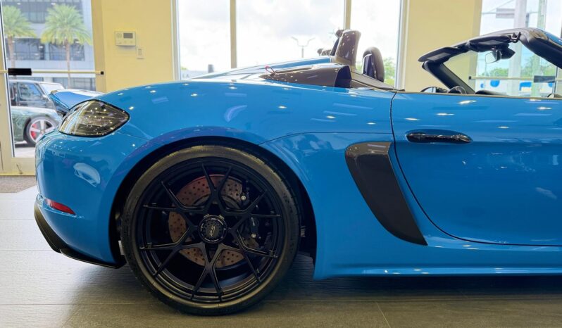 2024 Porsche 718 Spyder RS full