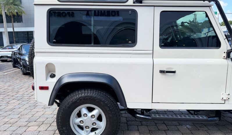 1997 Land Rover Defender 90 full