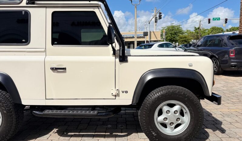 1997 Land Rover Defender 90 full