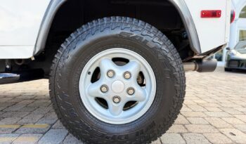 1997 Land Rover Defender 90 full