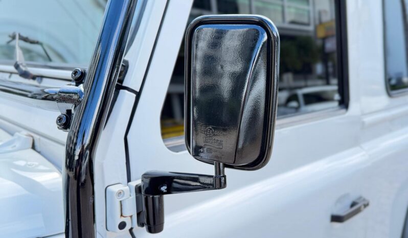 1997 Land Rover Defender 90 full