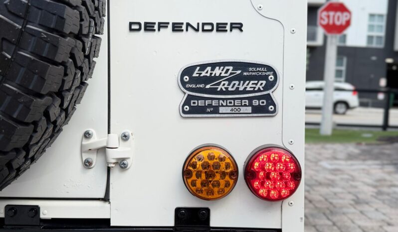 1997 Land Rover Defender 90 full