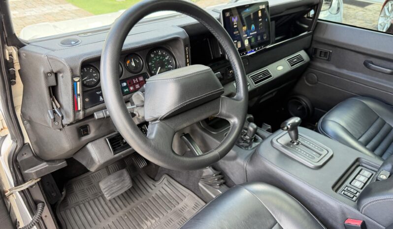 1997 Land Rover Defender 90 full