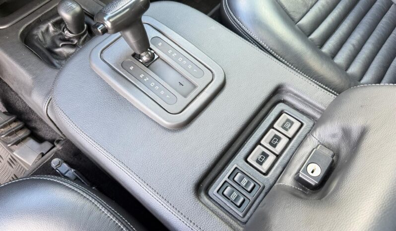 1997 Land Rover Defender 90 full