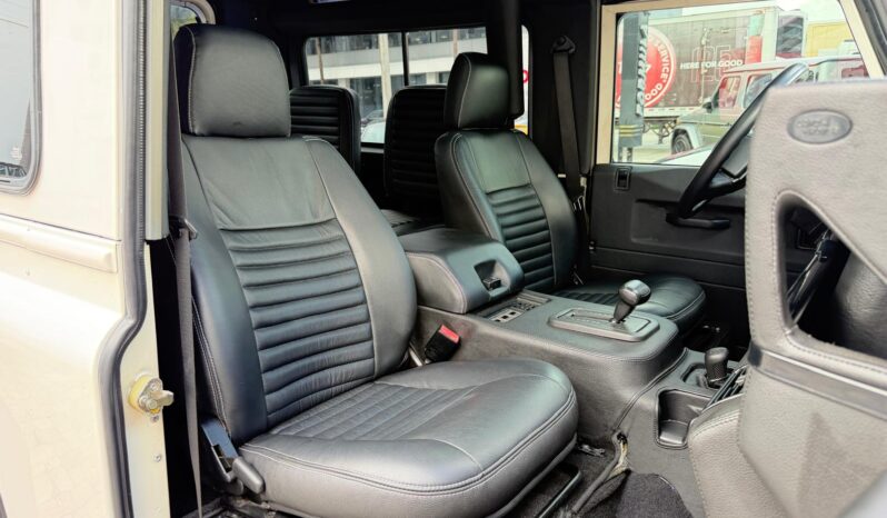 1997 Land Rover Defender 90 full