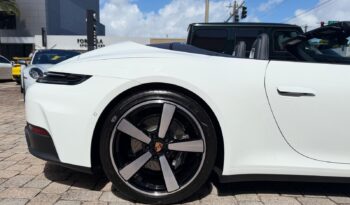 2026 Porsche 911 Carrera Cabriolet full