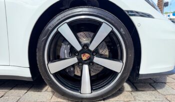 2026 Porsche 911 Carrera Cabriolet full