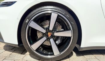 2026 Porsche 911 Carrera Cabriolet full