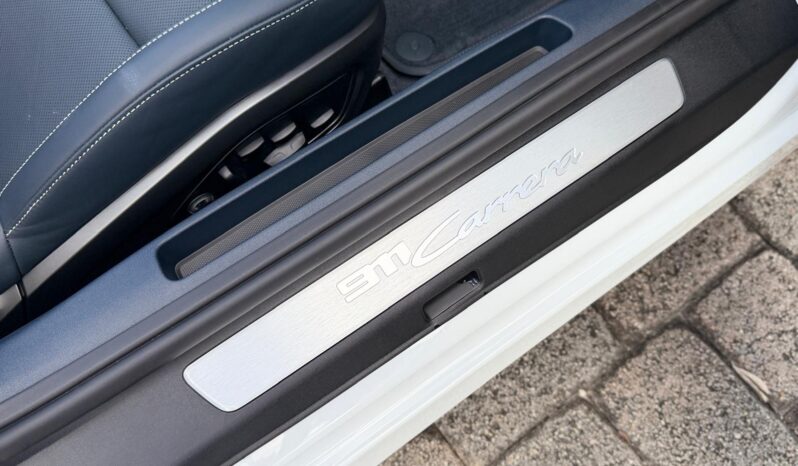 2026 Porsche 911 Carrera Cabriolet full