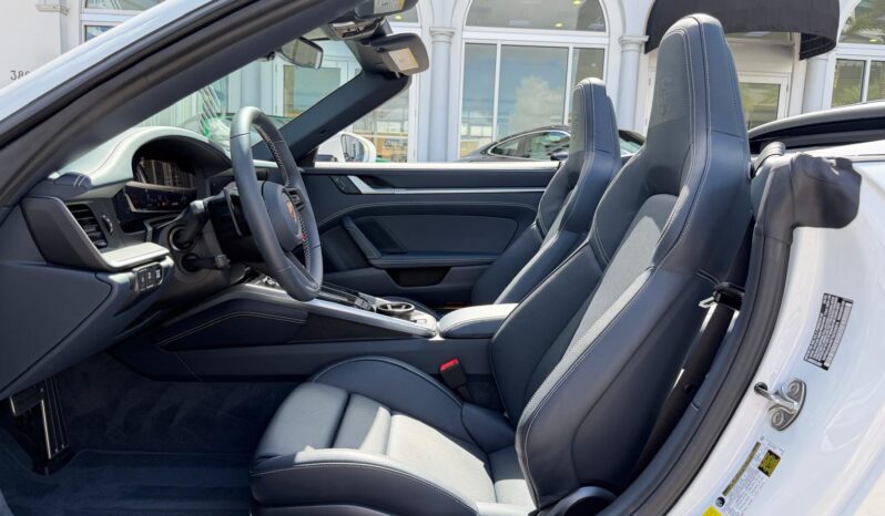 2026 Porsche 911 Carrera Cabriolet full
