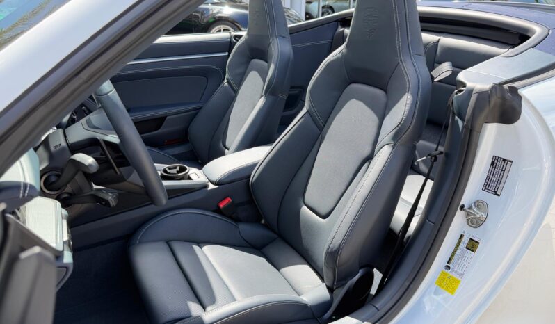 2026 Porsche 911 Carrera Cabriolet full
