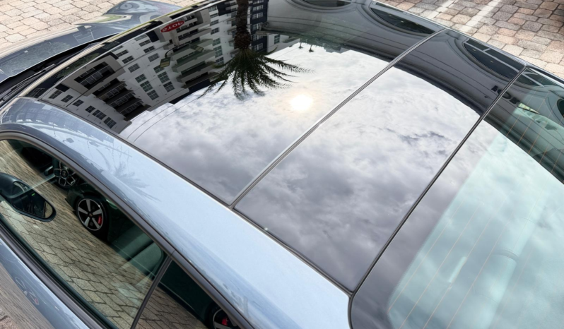 2025 Porsche 911 Carrera full