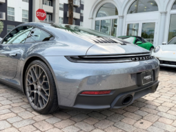 2025 Porsche 911 Carrera full