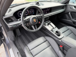 2025 Porsche 911 Carrera full