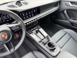 2025 Porsche 911 Carrera full