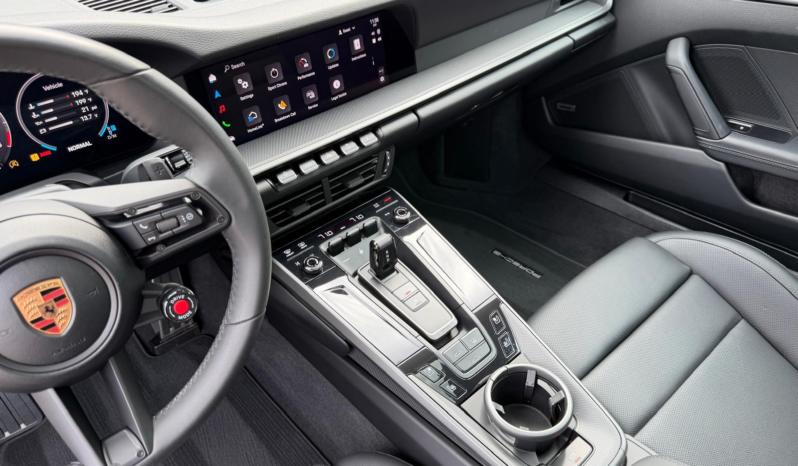 2025 Porsche 911 Carrera full