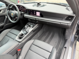 2025 Porsche 911 Carrera full