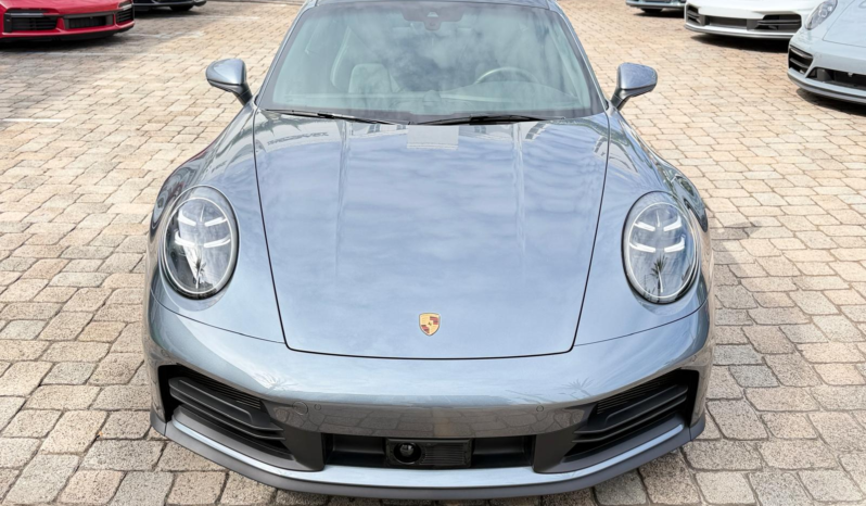2025 Porsche 911 Carrera full
