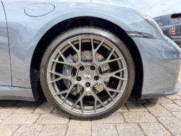 2025 Porsche 911 Carrera full