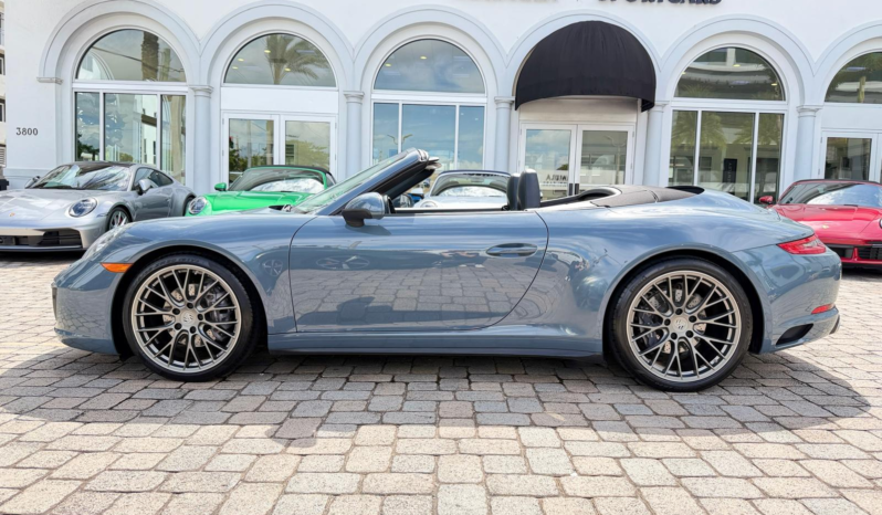2017 Porsche 911 Carrera 4 Cabriolet full