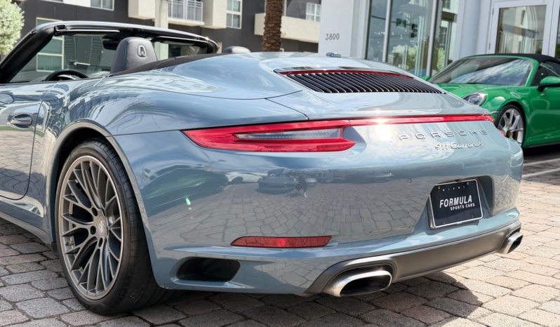 2017 Porsche 911 Carrera 4 Cabriolet full