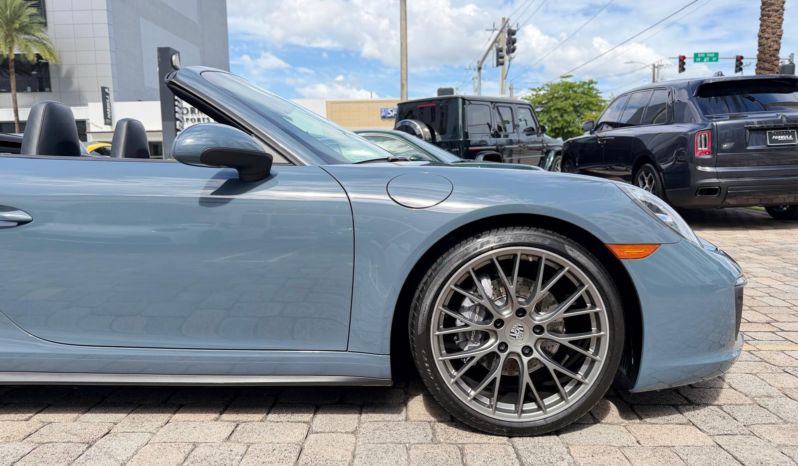 2017 Porsche 911 Carrera 4 Cabriolet full
