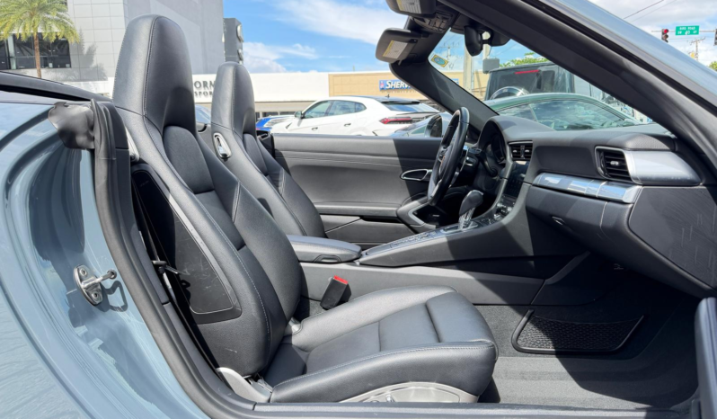 2017 Porsche 911 Carrera 4 Cabriolet full
