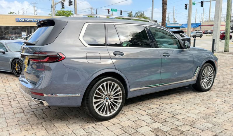 2023 BMW X7 xDrive40i full