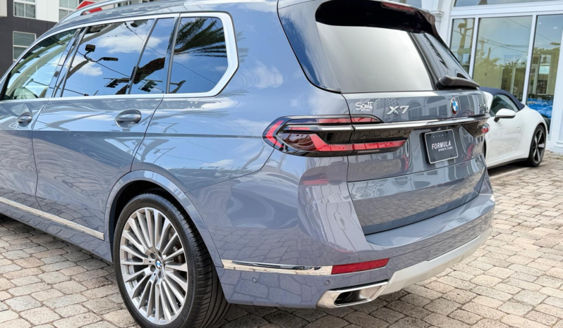2023 BMW X7 xDrive40i full