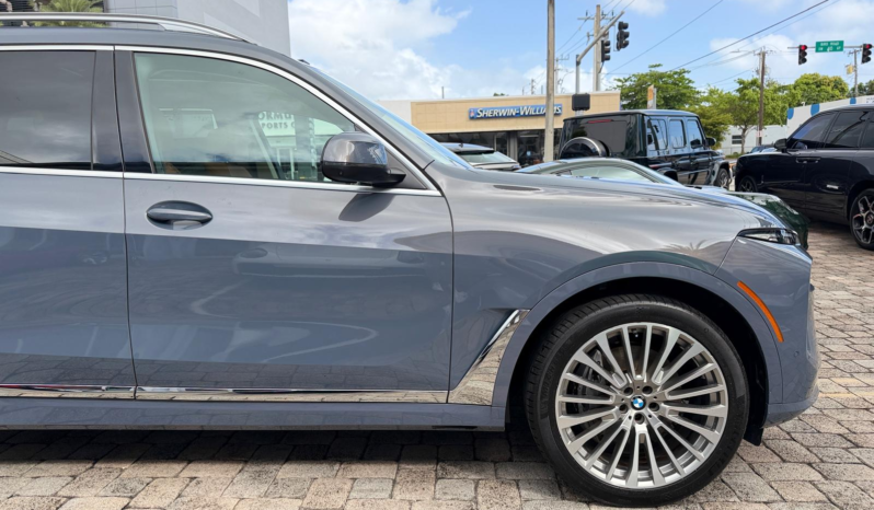 2023 BMW X7 xDrive40i full
