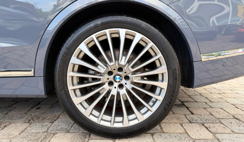 2023 BMW X7 xDrive40i full