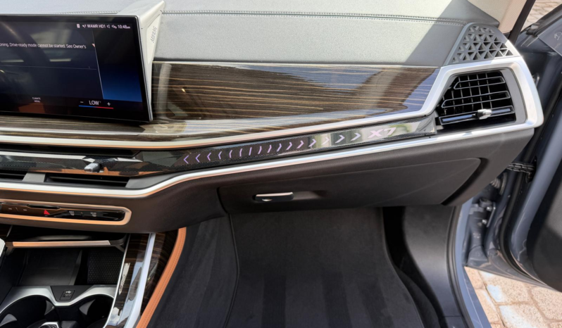2023 BMW X7 xDrive40i full