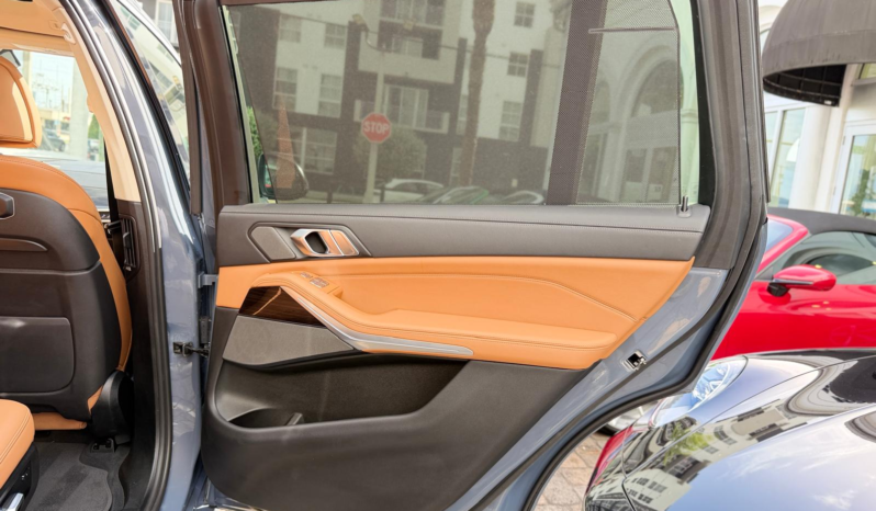 2023 BMW X7 xDrive40i full