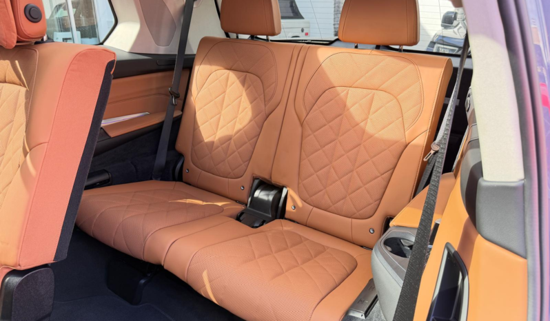 2023 BMW X7 xDrive40i full