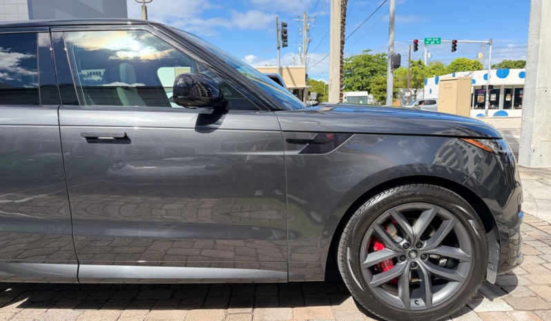 2024 Land Rover Range Rover Sport Dynamic SE full
