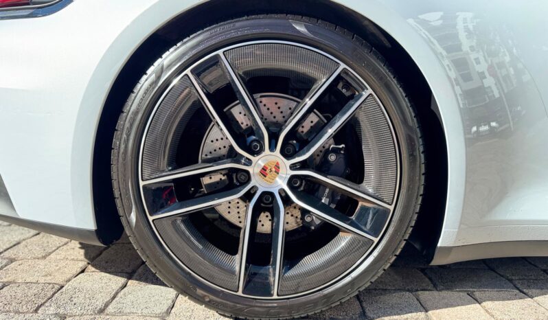 2025 Porsche 911 Carrera T full